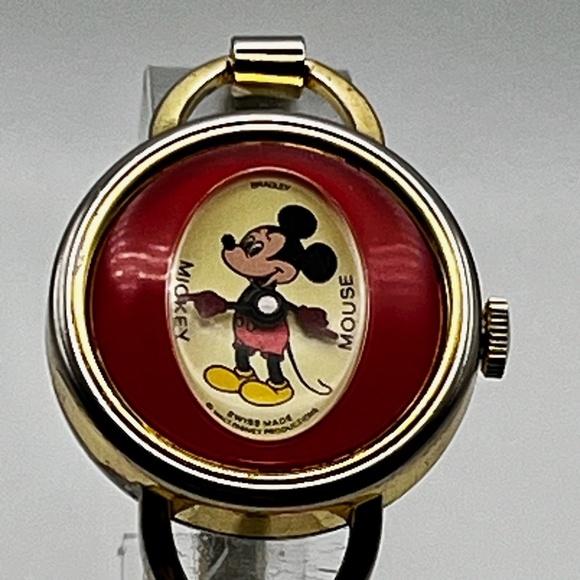 Vintage Bradley Collectable 70'S Mickey Mouse Mechanical Red Gold Ladies watch - Picture 6 of 9